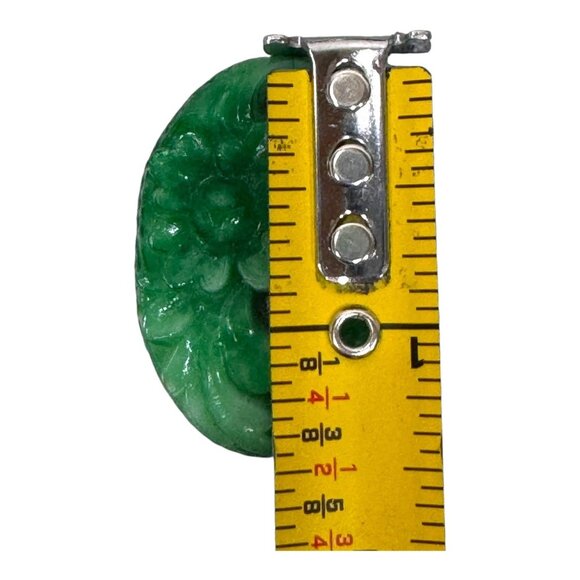 Vintage Carved Green Jade Glass Oval Pendant Floral FLowers 1.5" Jadeite Estate - Picture 4 of 4